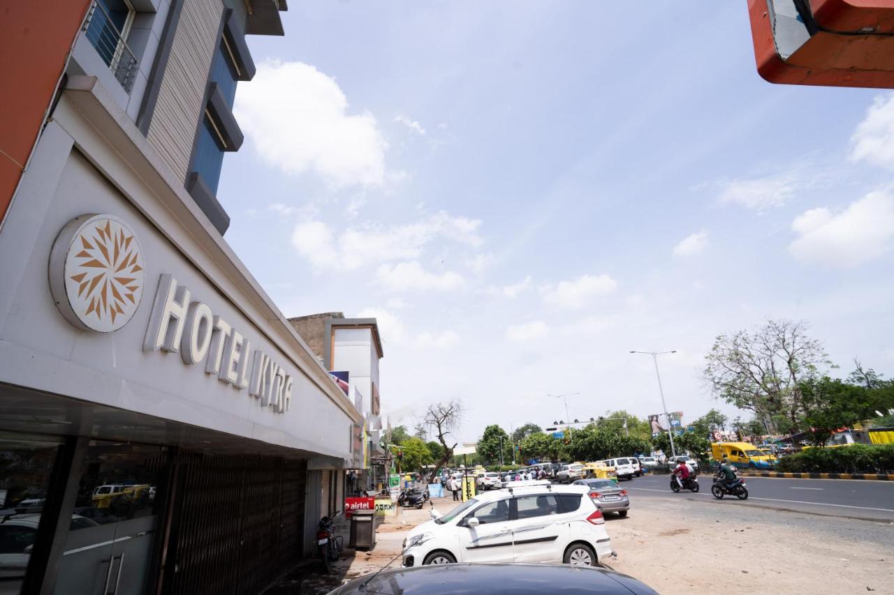 Hotel Kyra Airport Ahmedabad Exterior photo
