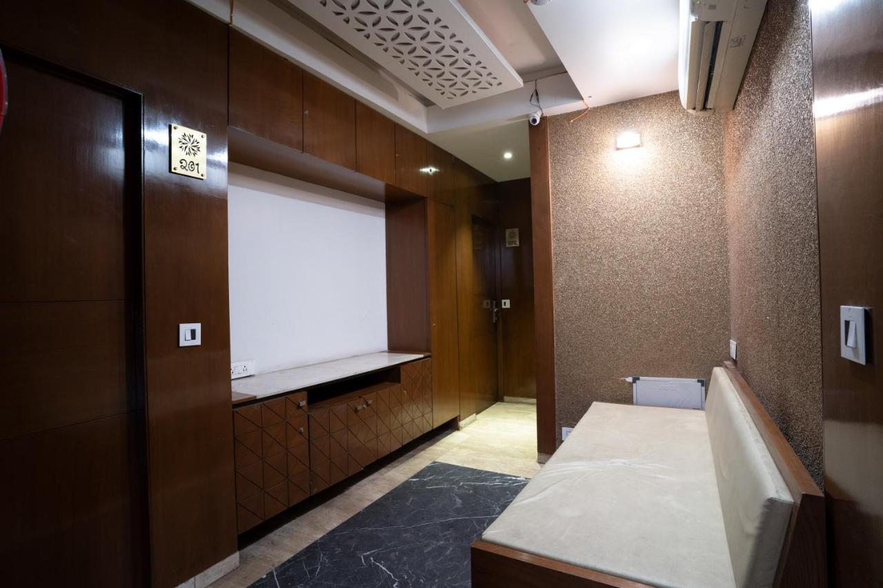 Hotel Kyra Airport Ahmedabad Exterior photo